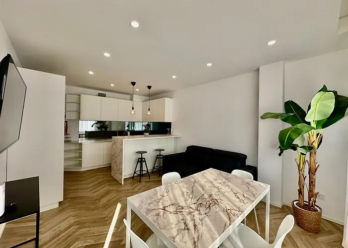 Volturno31 - Bosco Verticale, Apartment *